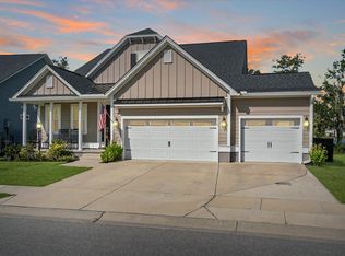 618 Black Pine Rd, Moncks Corner, SC 29461