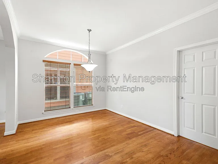 2409 North Blvd #A — Photo 5