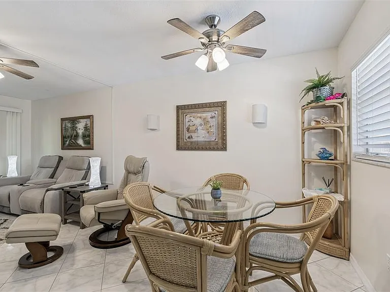 2750 E Bay Dr #12B — Photo 8