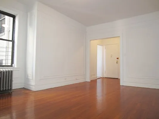 Rented by City Connections Realty | media 11