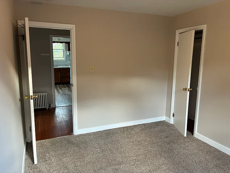 1002 Curry Rd #2 — Photo 8