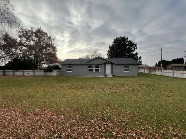 12533 Road 9 NW, Quincy, WA 98848