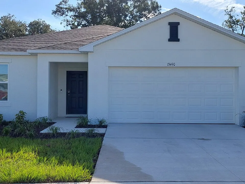 13490 Tropical Breeze Way
