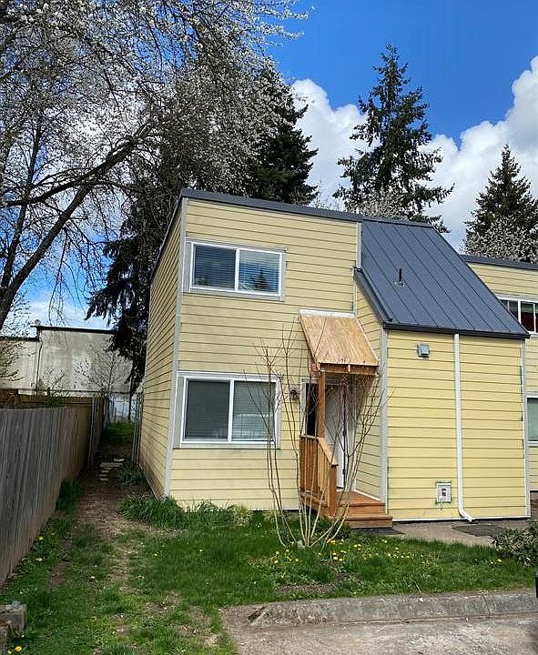 1st image of 7320 NE 16th Ave APT 6