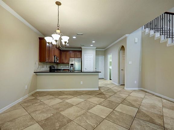 5th image of 145 E Montfair Blvd