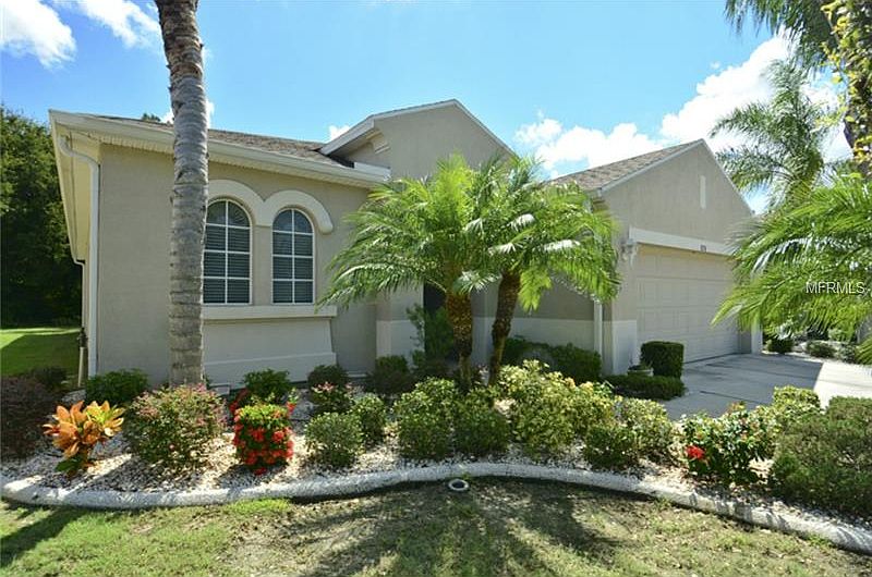 1st image of 826 King Leon Way