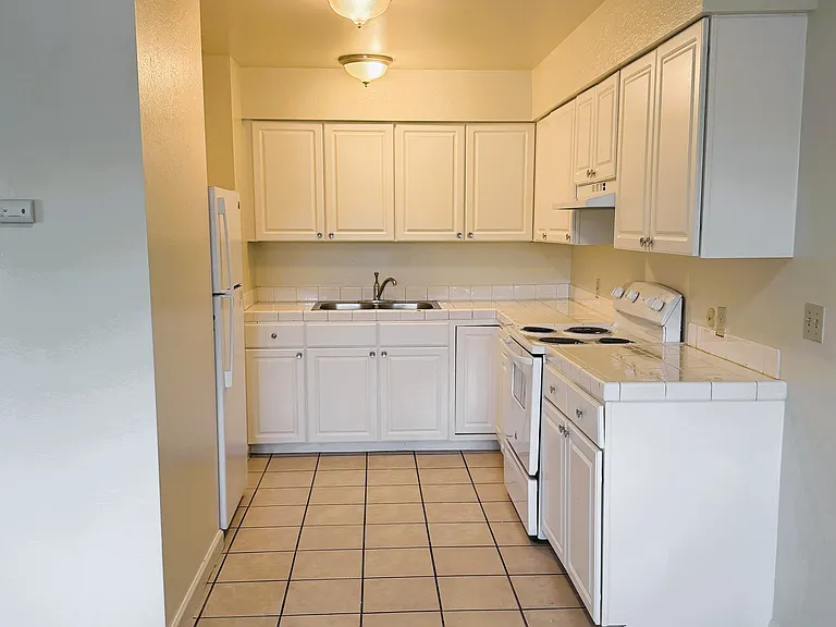 8170 Church St #J — Photo 4