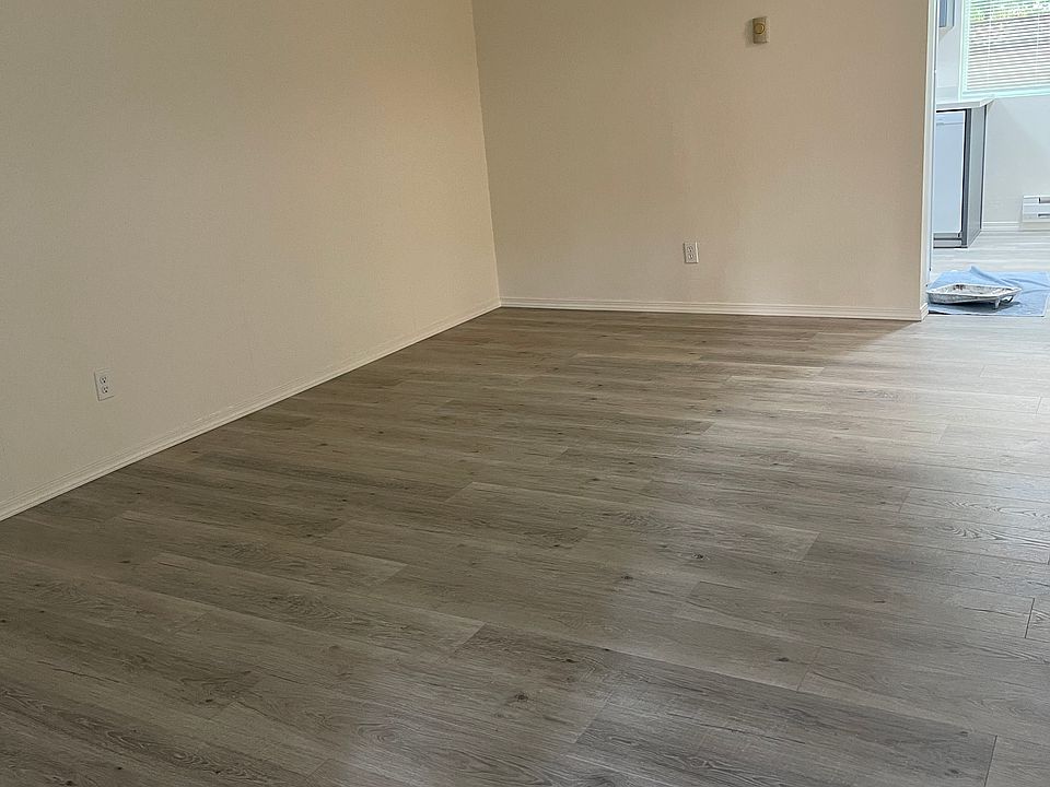 1st image of 9421 Avondale Rd NE APT 13
