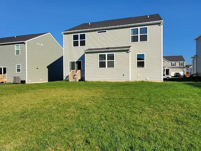 112 Bigelow Dr — Photo 14