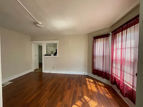 231 Ashworth Pl #1 Photo 1