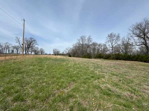 000 E 1474 Road Road, Stockton, MO 65785