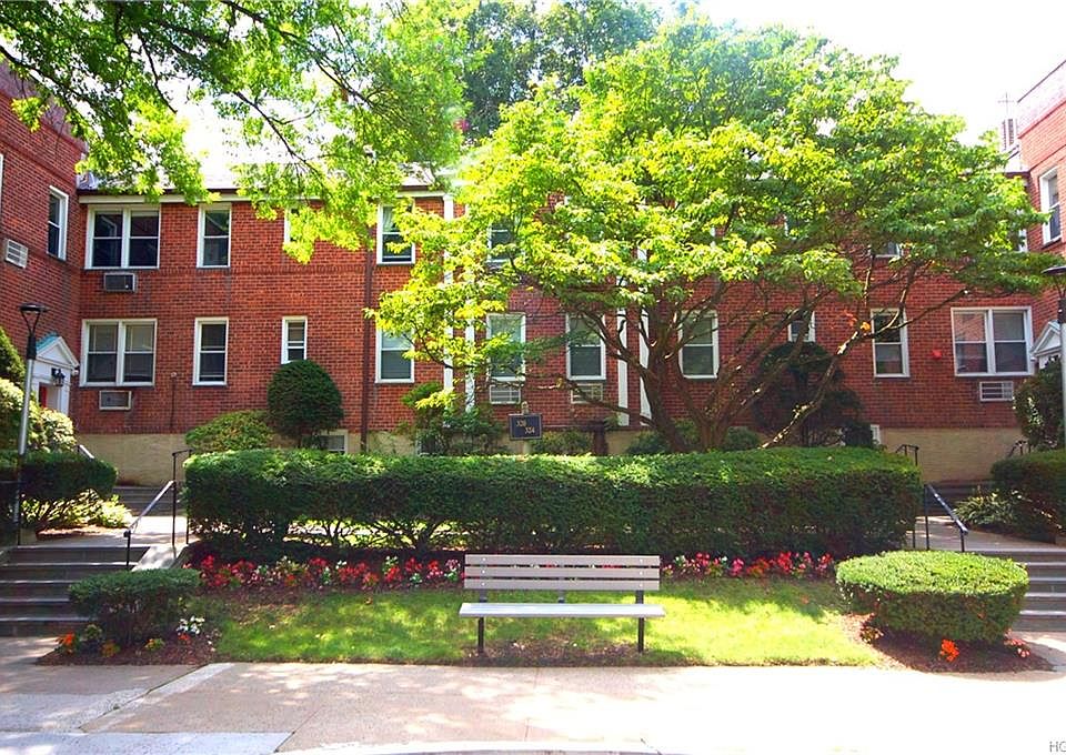 1st image of 324 Palmer Ter APT 2D