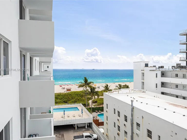 345 Ocean Dr #708 — Photo 14