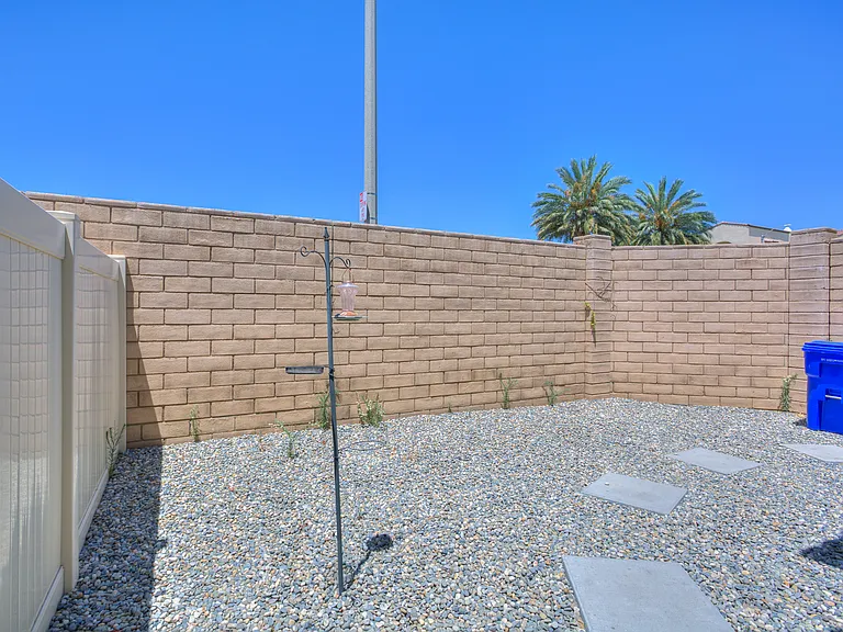 202 Bonita Ln — Photo 30