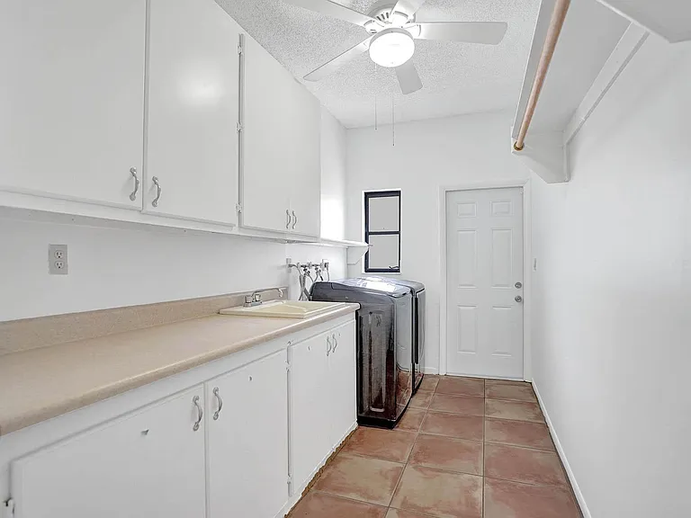 16610 Royal Poinciana Ct — Photo 65