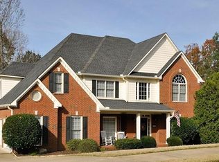 235 Settindown Ct, Roswell, GA 30075