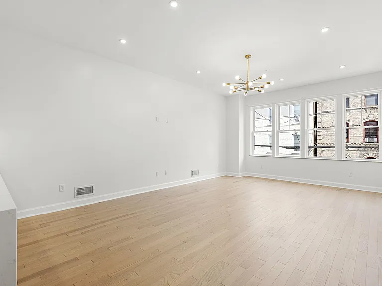 153 New York Ave #1 — Photo 6