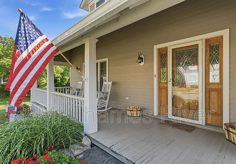 192 Slater Ave — Photo 4