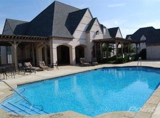 739 Warwick Ln, Coppell, TX 75019