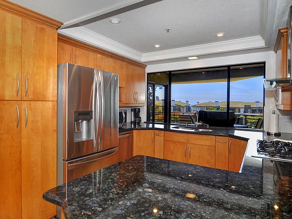 5th image of 950 Cagney Ln APT 203