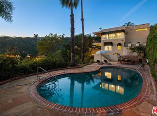1537 Viewsite Ter, Los Angeles, CA 90069