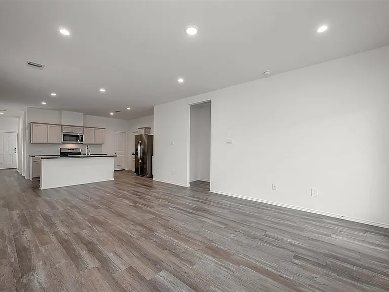 5619 Vintage Oakmont Dr — Photo 12