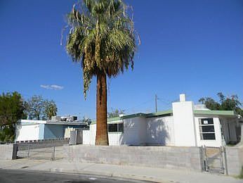 3rd image of 212 Wisteria Ave