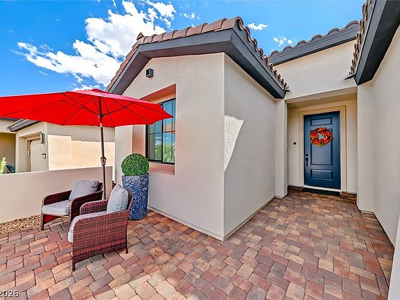 4th image of 23 Arid Crest Ave