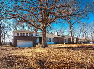 860 Cobblestone Rd, Steelville, MO 65565