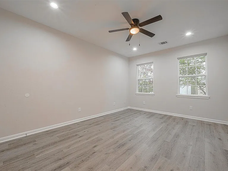 2528 S Texas Ave #A — Photo 30