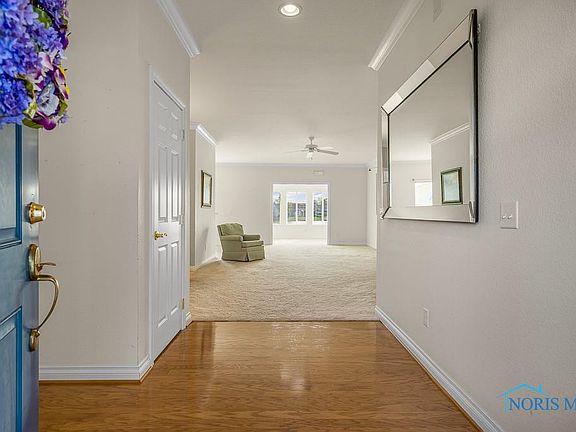 4th image of 4907 Starboard Dr