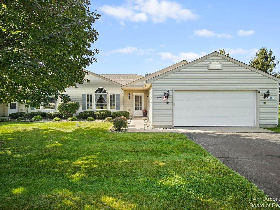 1st image of 1701 Stillwater Dr