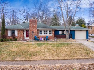 908 Leawood Dr, Saint Louis, MO 63126