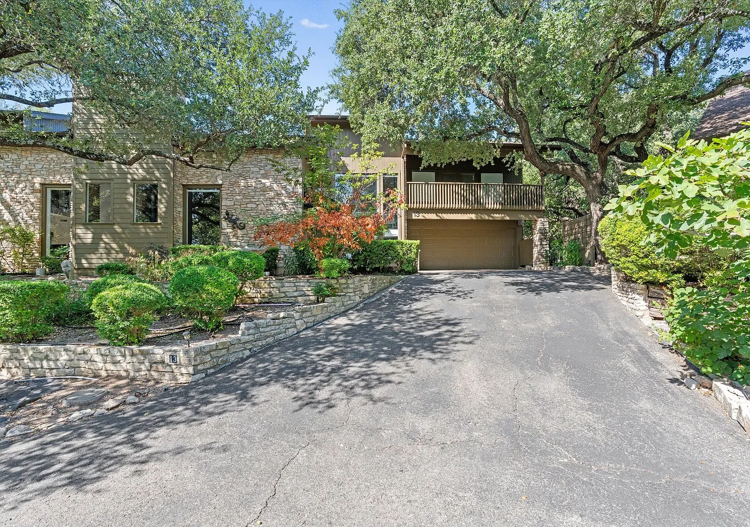13 Stoney Creek Cv, Lakeway, Texas 78734 — Photo 4