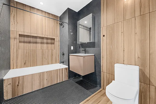 Rented by REAL New York | media 38