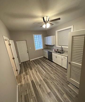 3rd image of 3141 N Central Park Ave #1