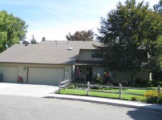 213 Indian Ct, Richland, WA