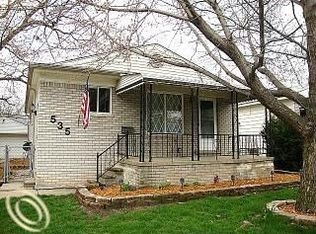 535 Ardmore Dr, Ferndale, MI 48220
