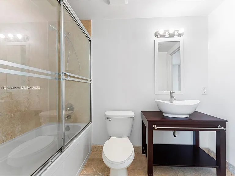 350 S Miami Ave #5 — Photo 15
