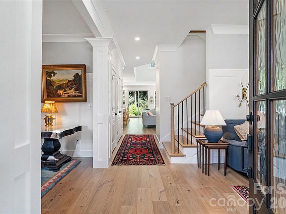 3rd image of 657 Ann Carson Ct