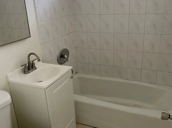 339 N Azusa Ave Unit B, Azusa, CA 91702
