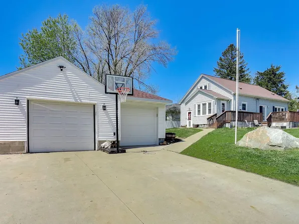 209 Lake St W, Waterville, MN 56096