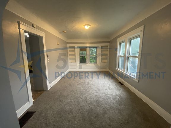 4th image of 570 E 109th St
