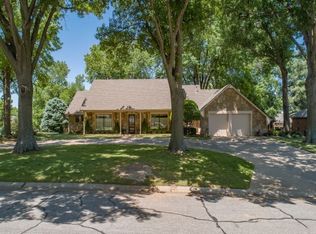 20 Stoneridge Rd, Ponca City, OK 74604