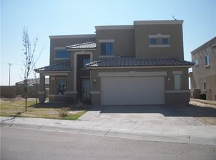 484 Gold Crown Rd, El Paso, TX 79928