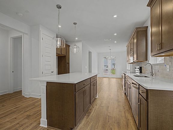 7th image of this home