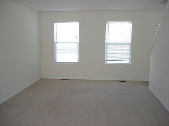 3rd image of 2420 Phillip Dr