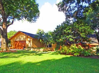 3514 Fairway Forest Dr, Palm Harbor, FL 34685