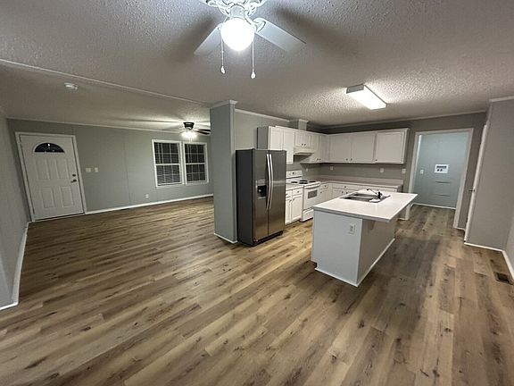 5th image of 675 Whiteaker Springs Rd