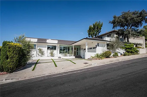 2155 Hercules Dr Photo 1